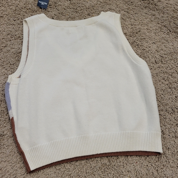 Hollister V-Neck Sweater Vest - Cream, Brown, Blue - Picture 4 of 4